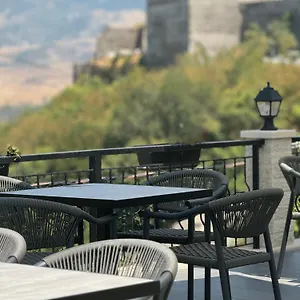 https://castle-hotel-gjirokaster.albaniahotels.org